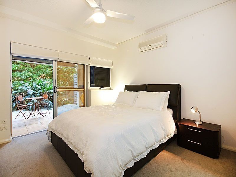 6/18 Addison Avenue, Bulimba QLD 4171