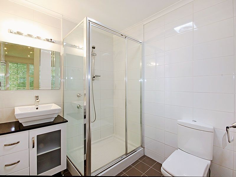 9 Chater Street, Carina QLD 4152