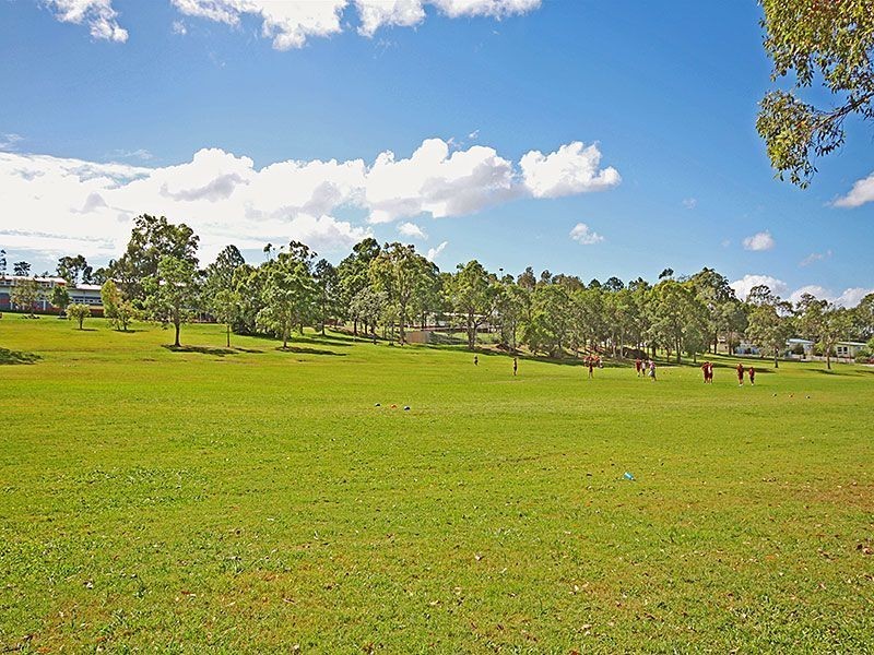 9 Chater Street, Carina QLD 4152