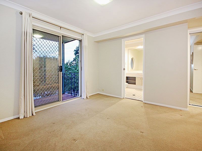 68A Kenbury Street, Bulimba QLD 4171