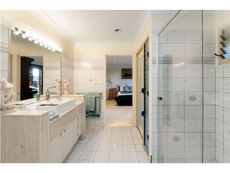 33 Kuranda Street, Balmoral QLD 4171