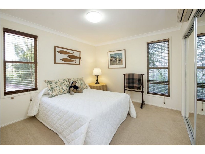 33 Kuranda Street, Balmoral QLD 4171