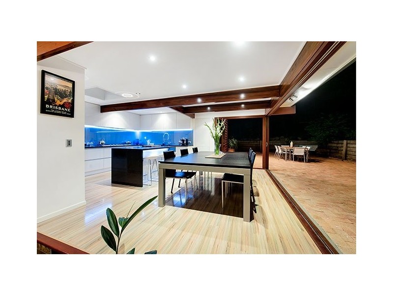 15 Birrilee Street, Carina Heights QLD 4152