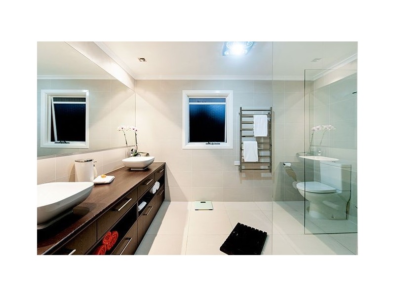 15 Birrilee Street, Carina Heights QLD 4152