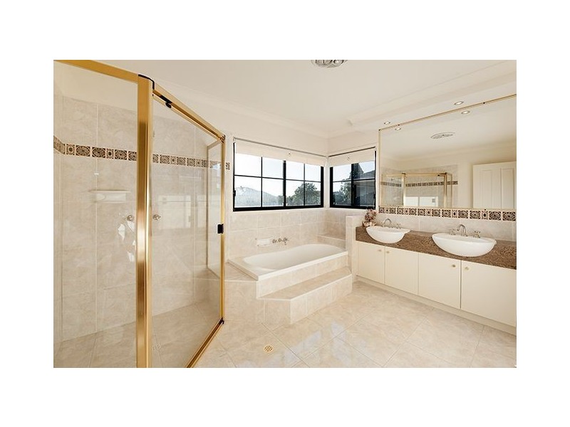 42 Sweetapple Place, Manly West QLD 4179