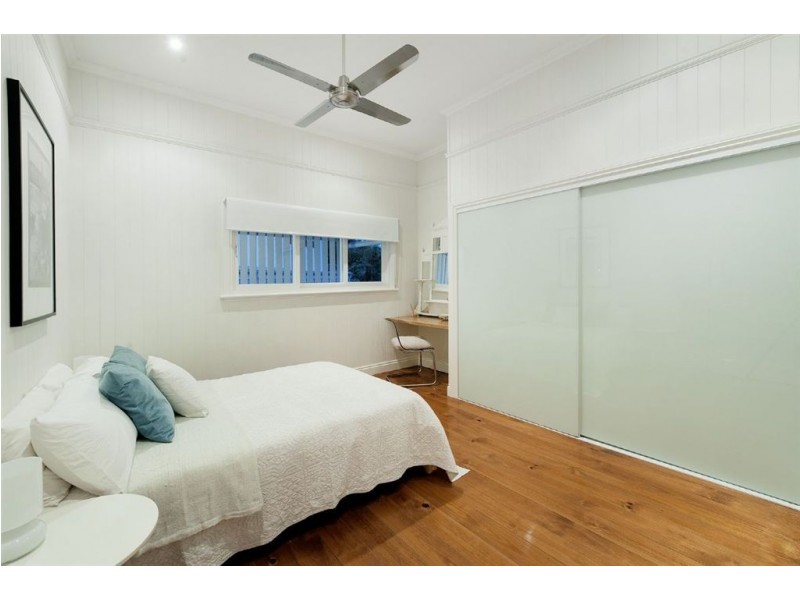 29 Katoomba Avenue, Hawthorne QLD 4171