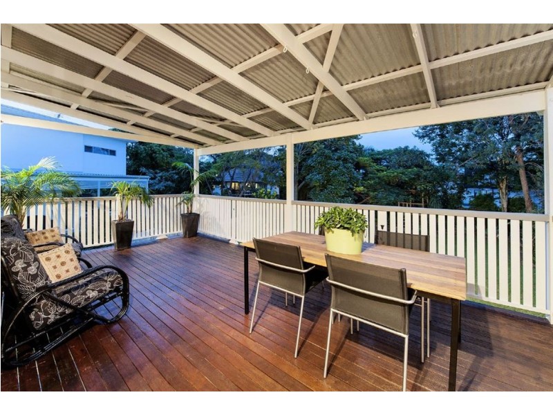 29 Katoomba Avenue, Hawthorne QLD 4171