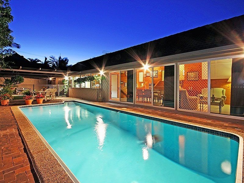 10 Ferol Street, Coorparoo QLD 4151