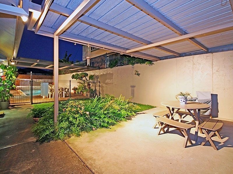 10 Ferol Street, Coorparoo QLD 4151