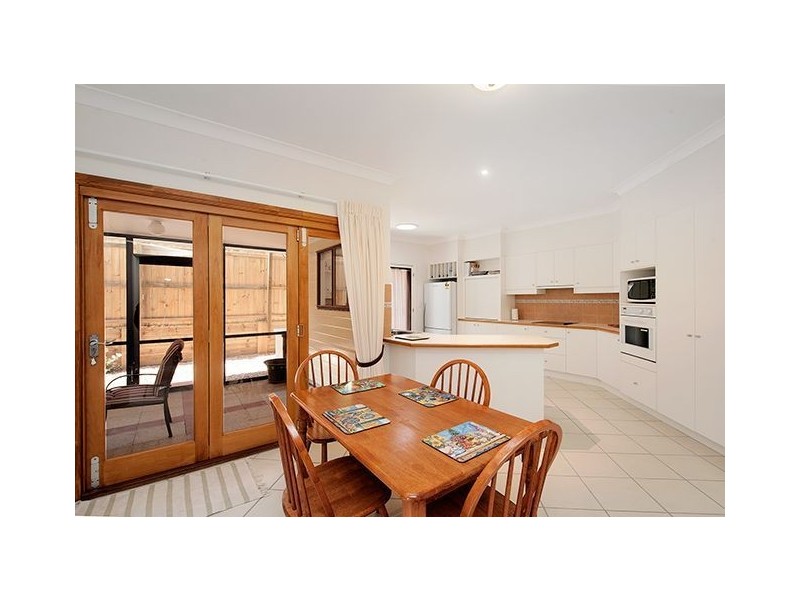 303 Riding Road, Balmoral QLD 4171