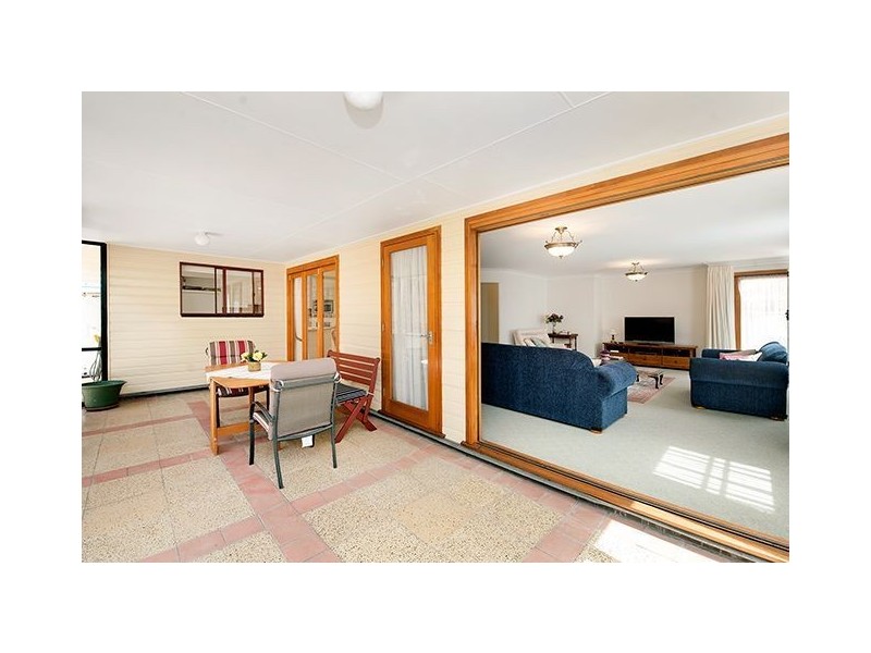 303 Riding Road, Balmoral QLD 4171