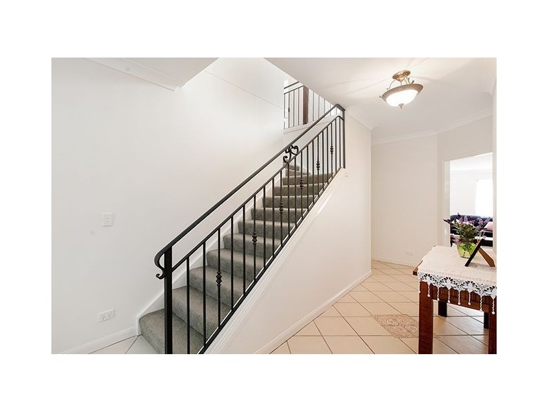 303 Riding Road, Balmoral QLD 4171