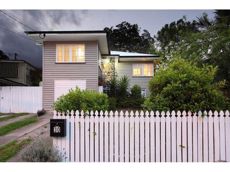 30 Clearview Terrace, Seven Hills QLD 4170