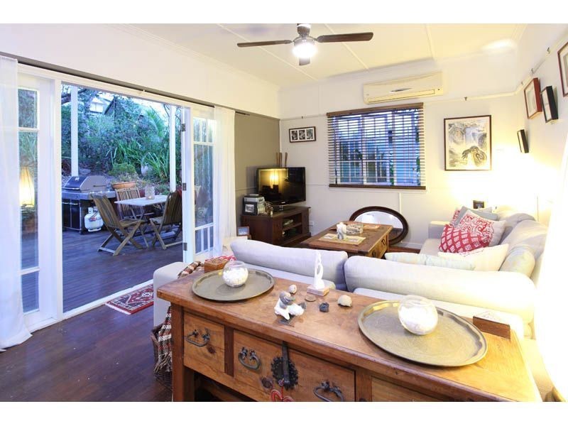 30 Clearview Terrace, Seven Hills QLD 4170