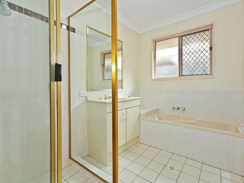 34 Duke Street, Wellington Point QLD 4160