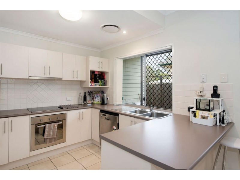 23 Dickenson St, Carina QLD 4152