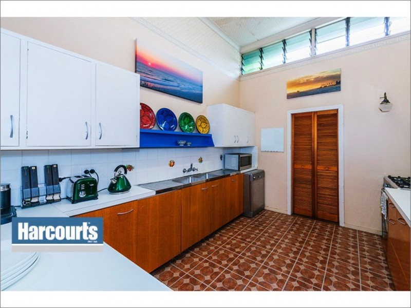 43 Raby Road, Coorparoo QLD 4151