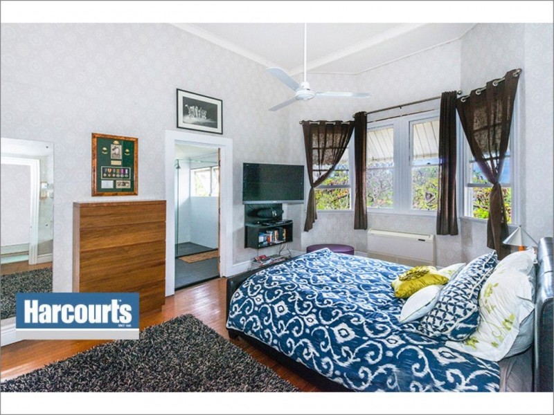 43 Raby Road, Coorparoo QLD 4151