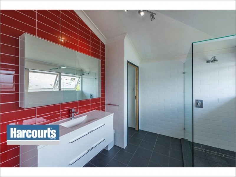 43 Raby Road, Coorparoo QLD 4151