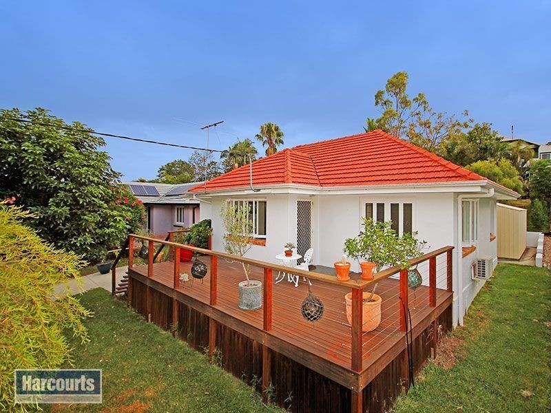 19 Sapphire Street, Holland Park QLD 4121