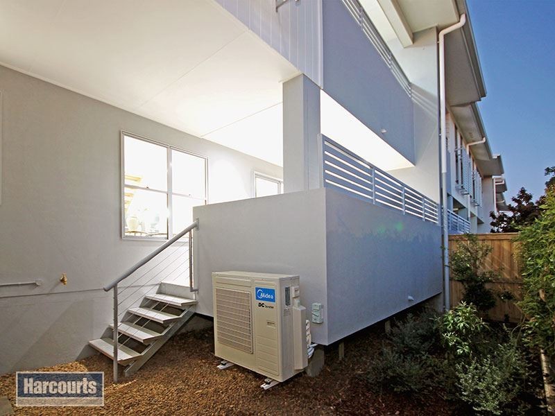 40 Cambridge Street, Carina Heights QLD 4152