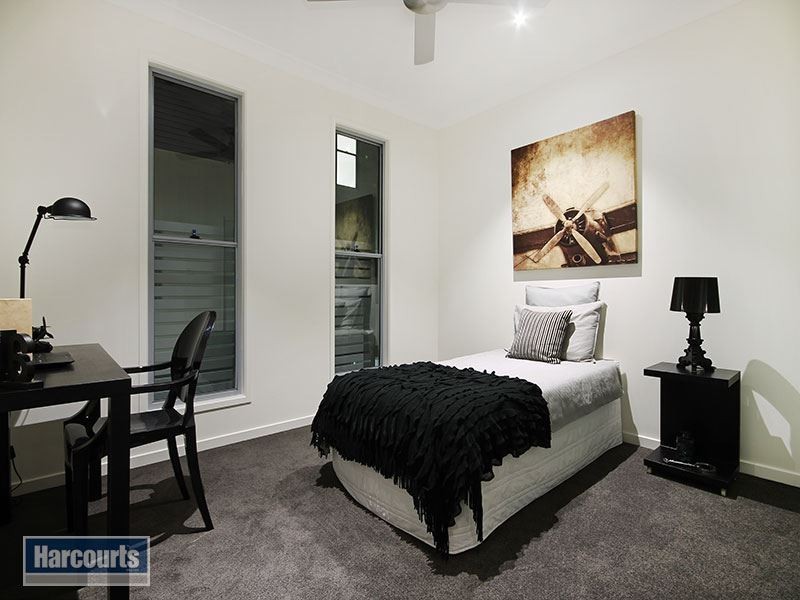 40 Cambridge Street, Carina Heights QLD 4152