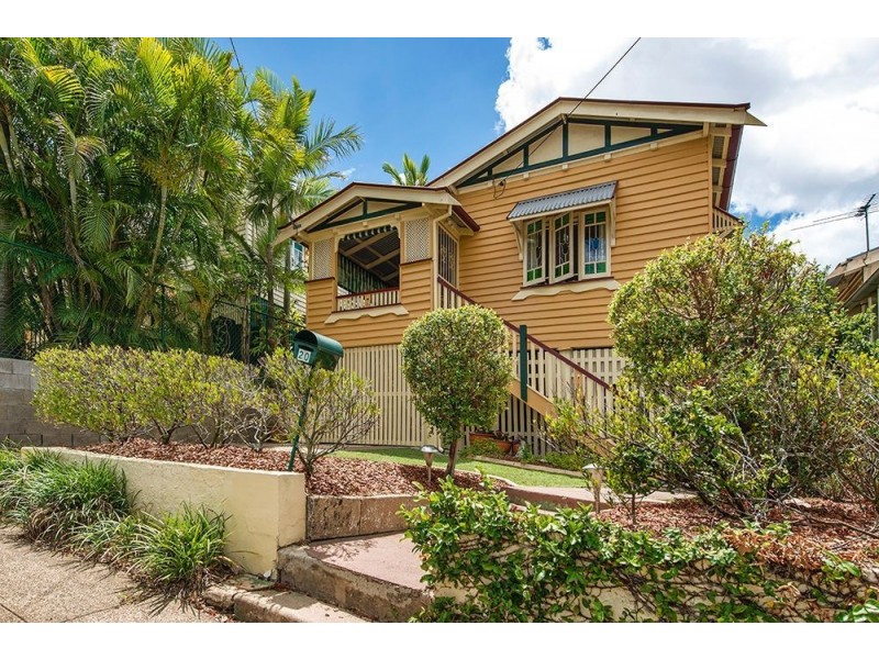 20 Brown Street, Camp Hill QLD 4152