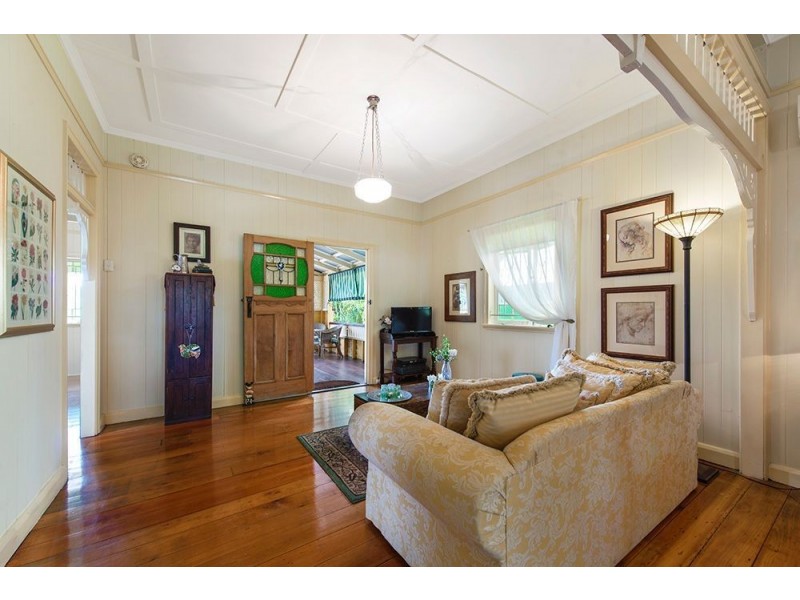 20 Brown Street, Camp Hill QLD 4152