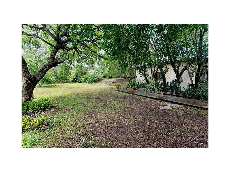 70 Boundary Road, Camp Hill QLD 4152