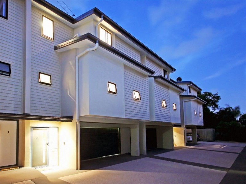 2/4 Kates Street, Morningside QLD 4170