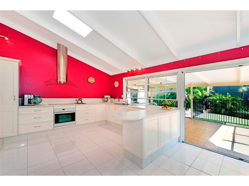 110 Indus Street, Camp Hill QLD 4152