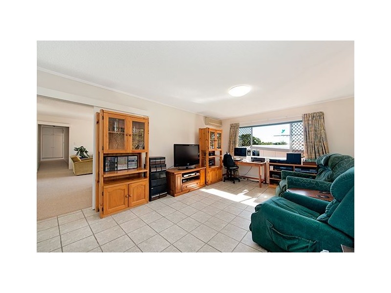 4/230 Riding Road, Balmoral QLD 4171