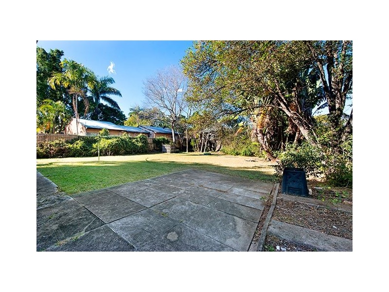 31 Jenolan Avenue, Hawthorne QLD 4171