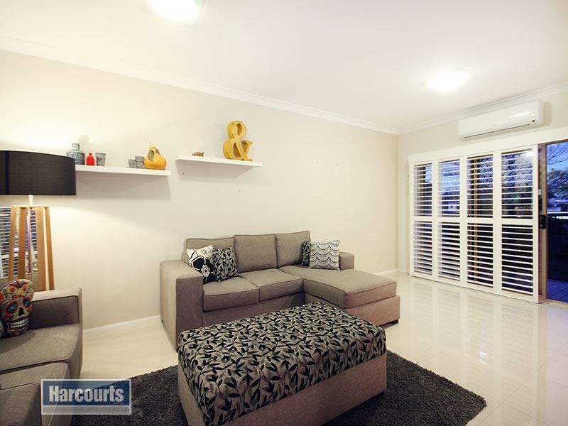68a Kenbury Street, Bulimba QLD 4171
