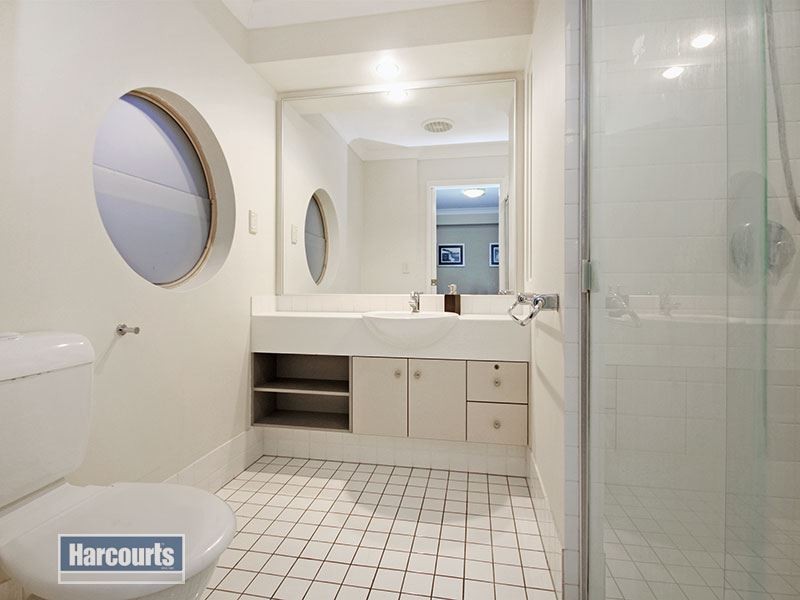 68a Kenbury Street, Bulimba QLD 4171