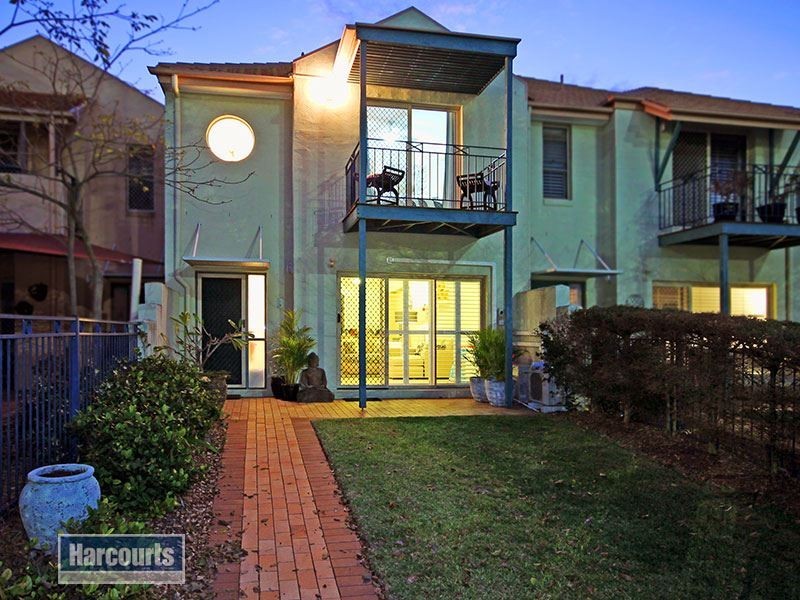 68a Kenbury Street, Bulimba QLD 4171
