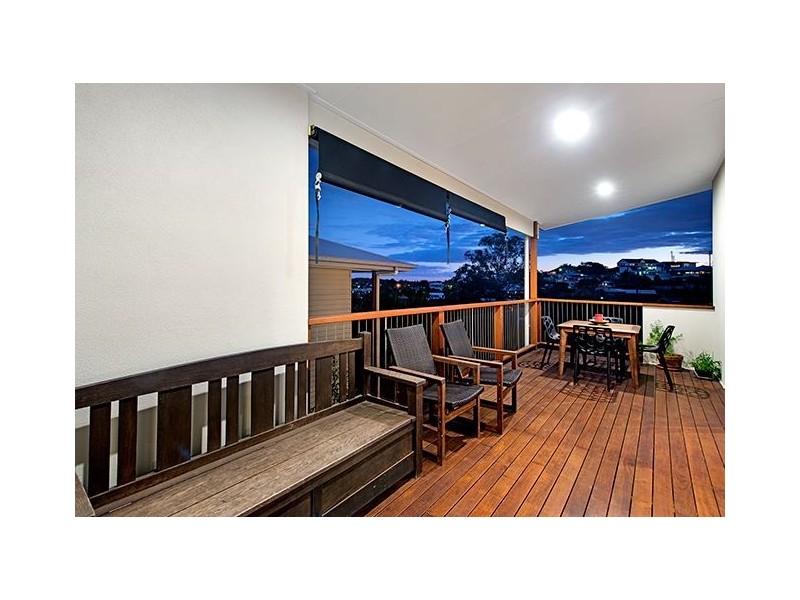 15 Kuranda Street, Balmoral QLD 4171