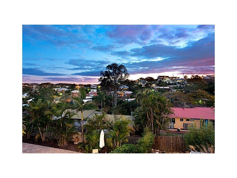 15 Kuranda Street, Balmoral QLD 4171
