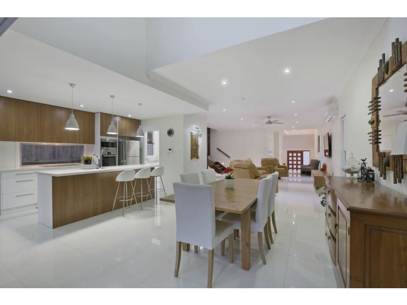 10 Apollo Road, Bulimba QLD 4171