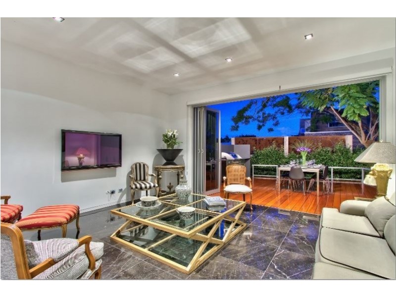 1 Scott Street, Hawthorne QLD 4171