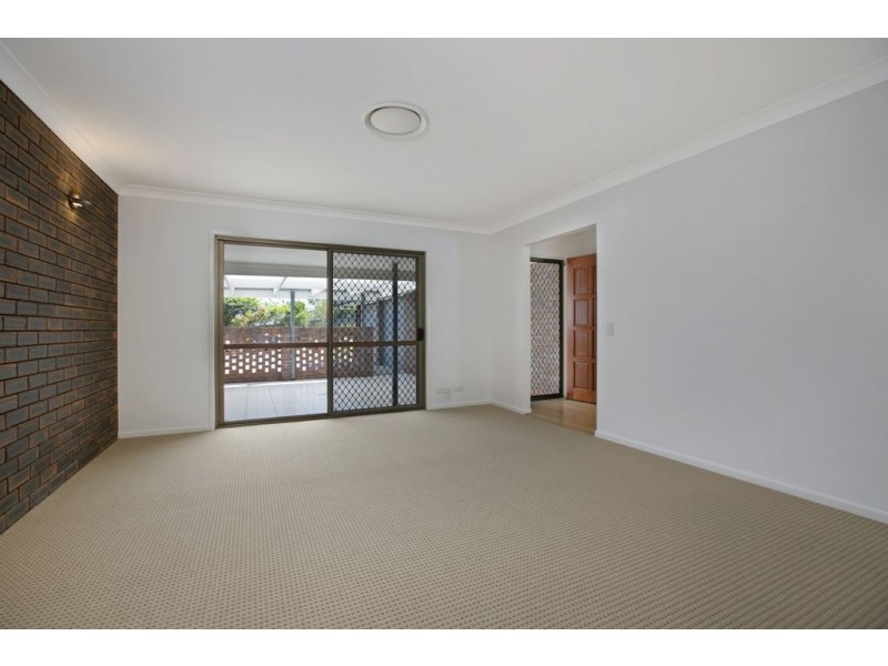 143 Indus Street, Camp Hill QLD 4152