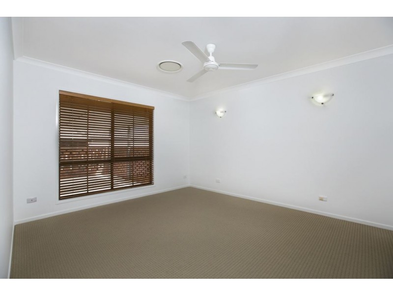 143 Indus Street, Camp Hill QLD 4152