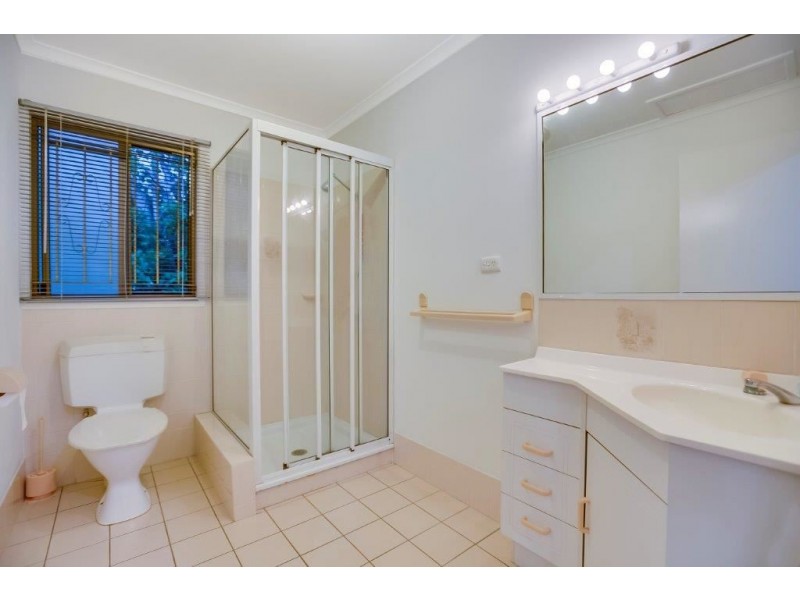 29 Turquoise Street, Holland Park QLD 4121