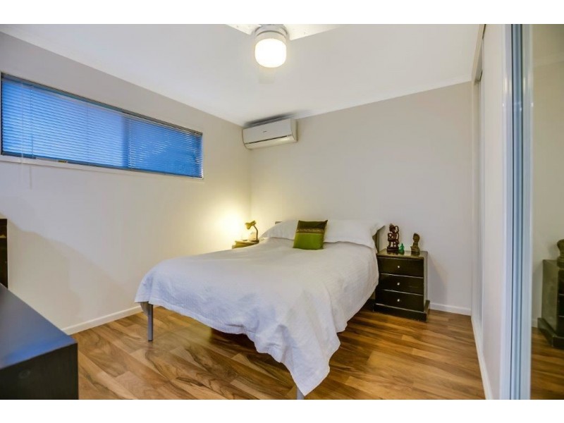 29 Turquoise Street, Holland Park QLD 4121