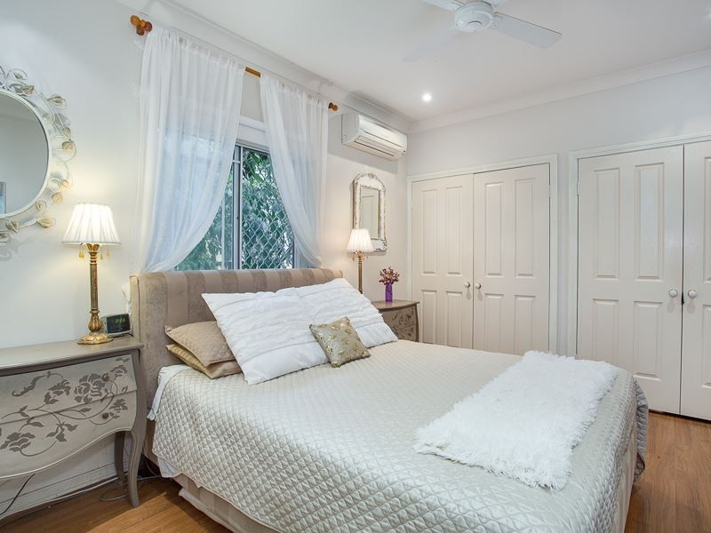 120 Hawthorne Road, Hawthorne QLD 4171