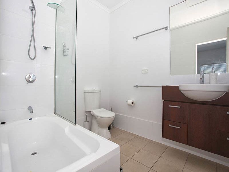 1/31 Burrai Street, Morningside QLD 4170