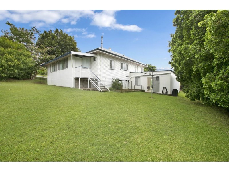 55 Domitia Avenue, Seven Hills QLD 4170