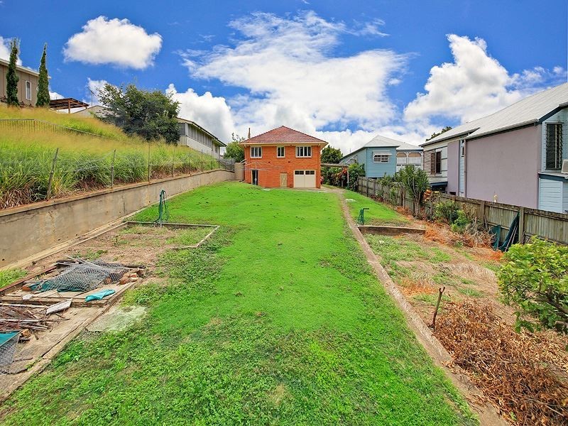 13 Thorpe Street, Balmoral QLD 4171