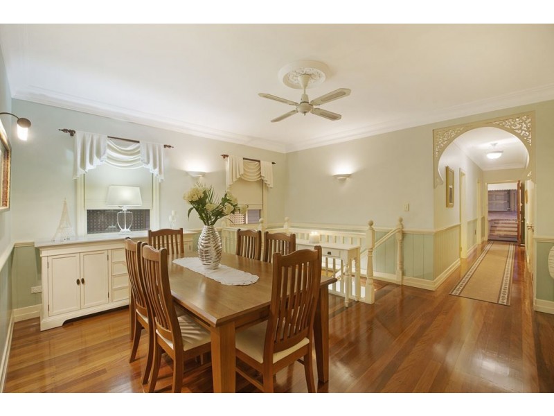 114 Fifth Avenue, Balmoral QLD 4171