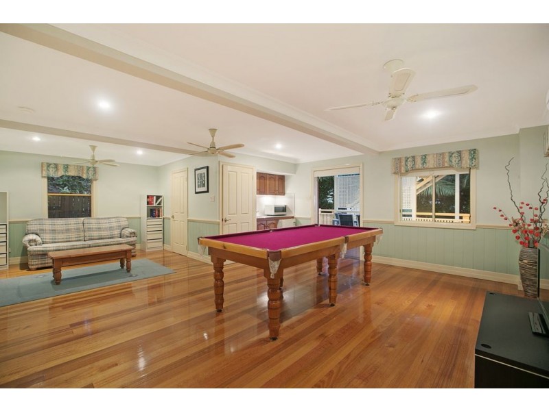 114 Fifth Avenue, Balmoral QLD 4171